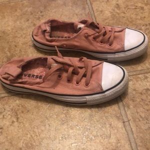Women’s blush pink converse slip on shoes size 8